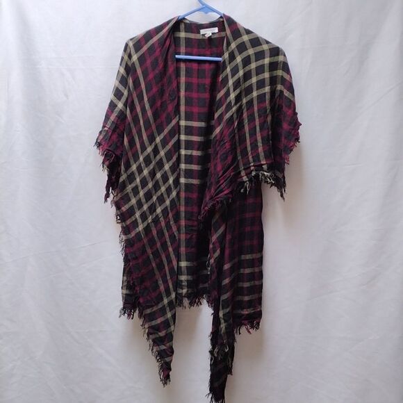 Maurice's shawl vest - Picture 1 of 4